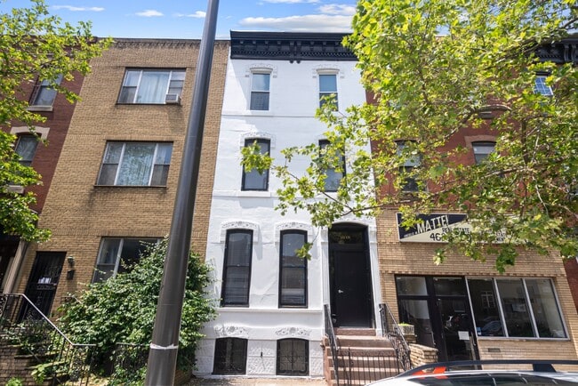 Photo - 1618 S Broad St - 3 Apartment