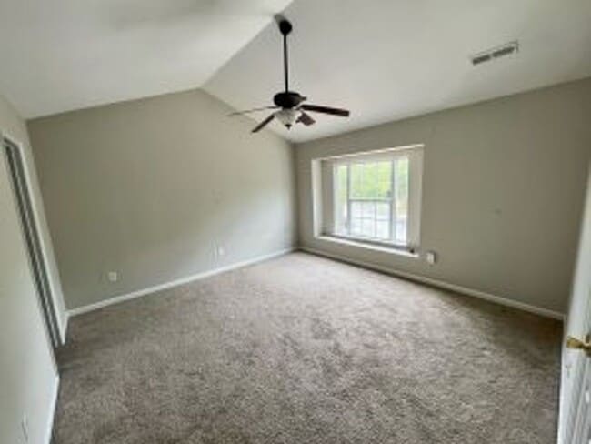 Building Photo - Persimmon Hill Haven