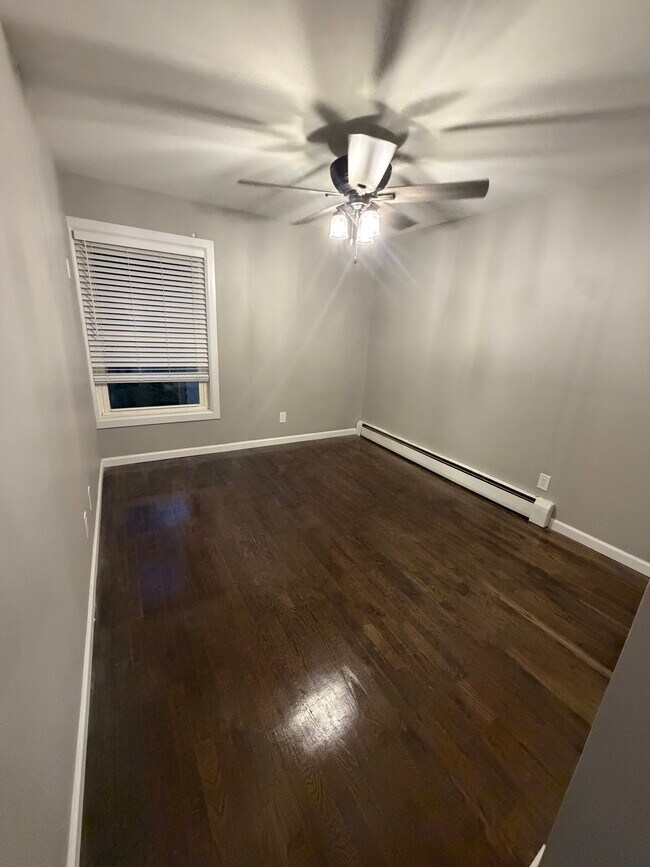 F4 - Dormitorio 2 - Stewart Woods