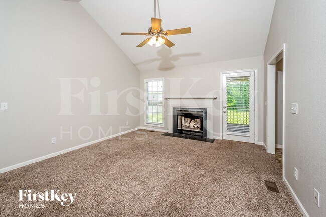 Foto del edificio - 29 Parkwood Dr