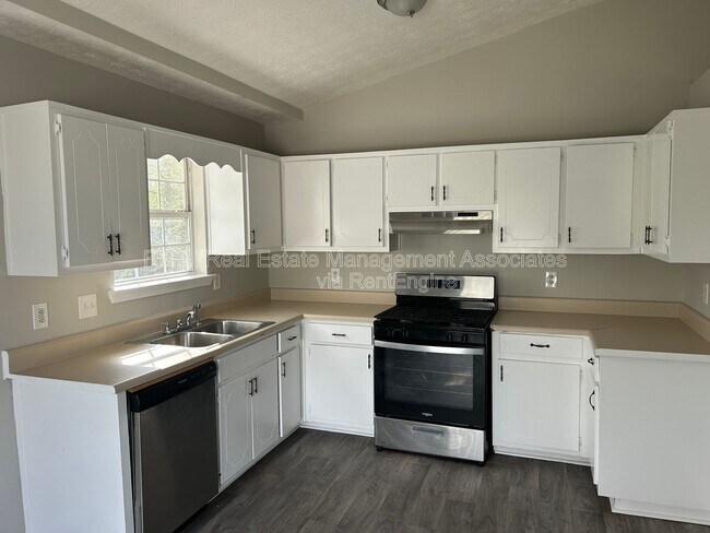 Foto del edificio - 118 Tuscany Ln