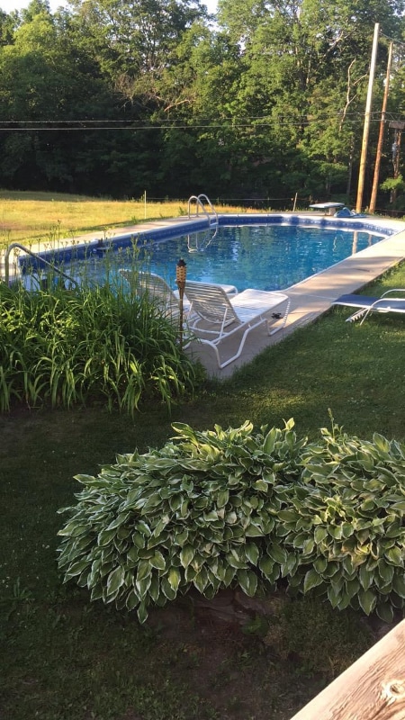 Primary Photo - 141 Merritt Rd
