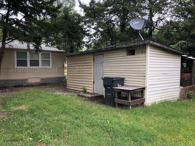 Foto del edificio - $875 - 2 bed 1 bath - Single Family Home