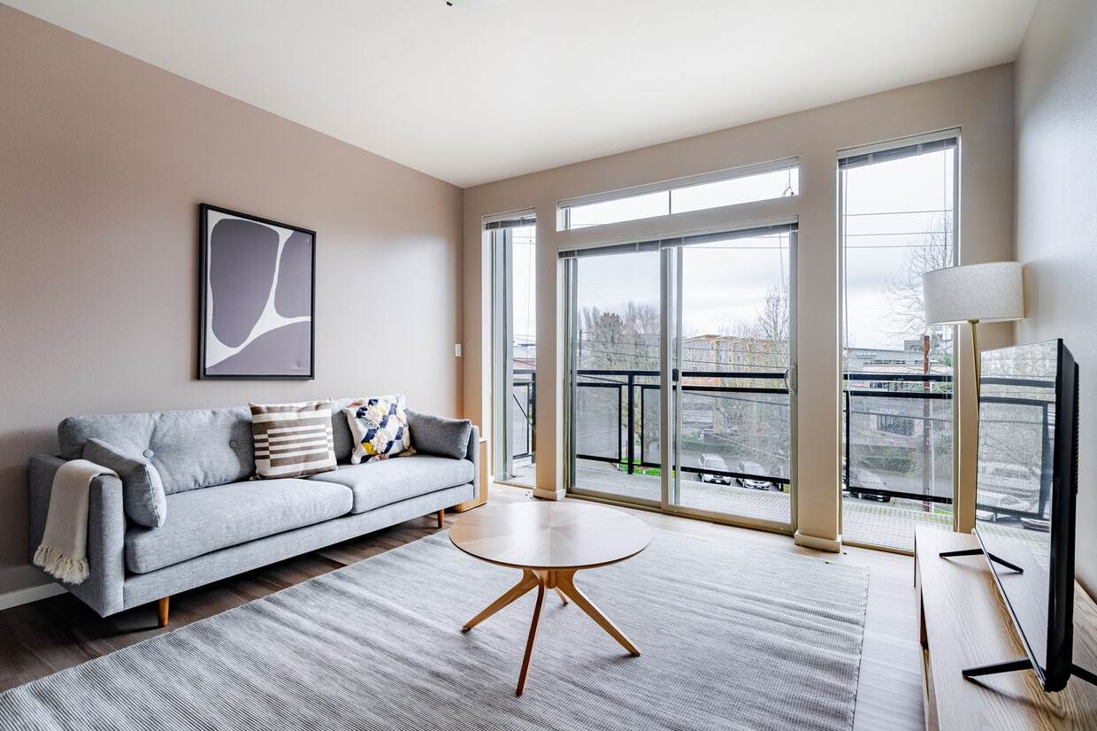 Foto principal - 5101 25th Ave NE