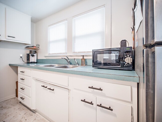 Foto del edificio - 1511 N Green St