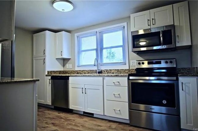 Foto del edificio - 85 Aurora Vis Dr