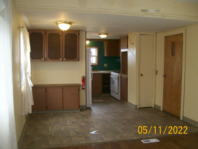 Building Photo - 13 Travertine Ln