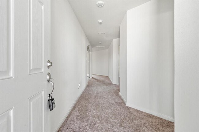 Foto del edificio - 8402 Dusty Ridge Rd