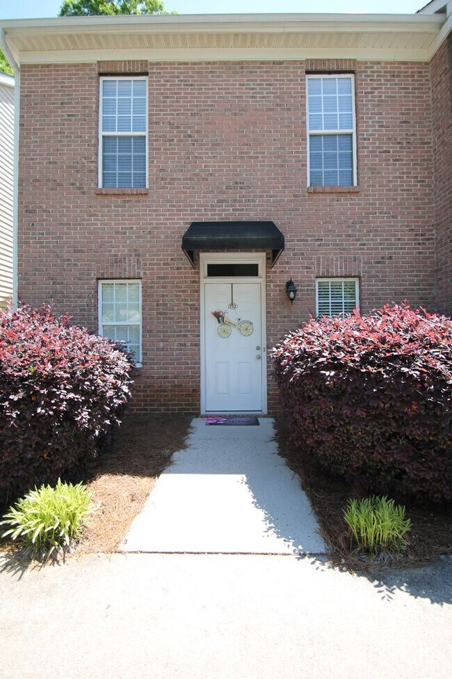 Foto del edificio - Exclusively offered by MUSE REALTY, LLC