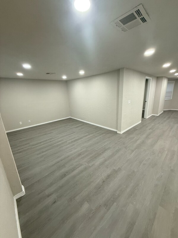 Foto del edificio - 3513 W 39th St