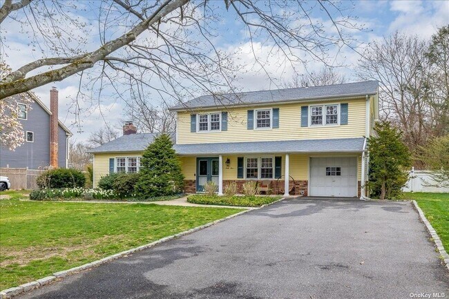 Building Photo - 44 Frazer Dr