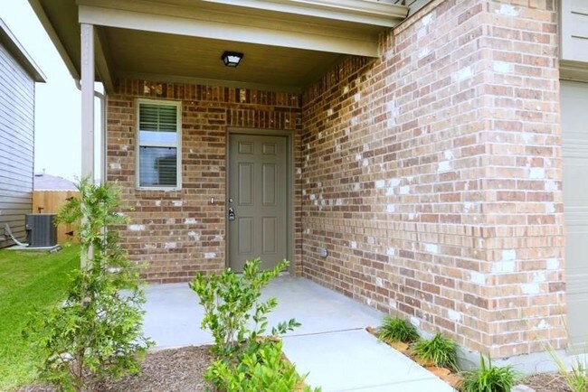 Building Photo - 12307 Skyview Manor Dr