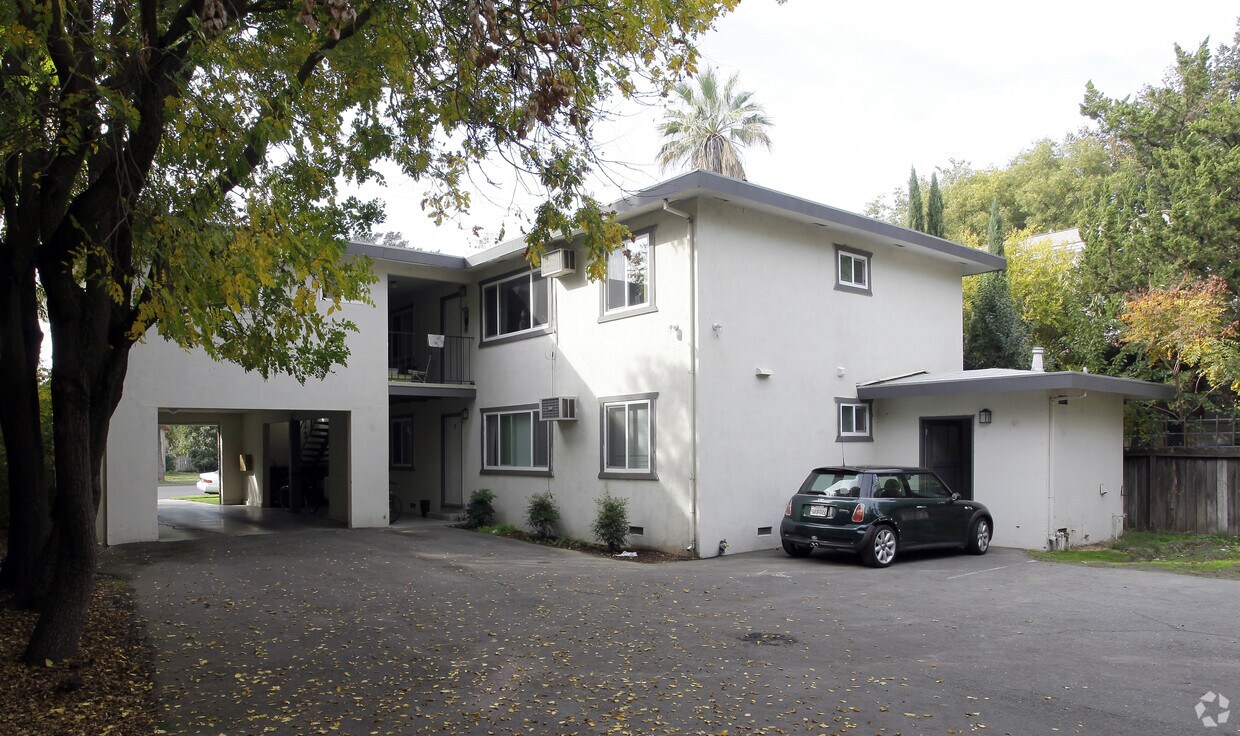 Primary Photo - 316 I St
