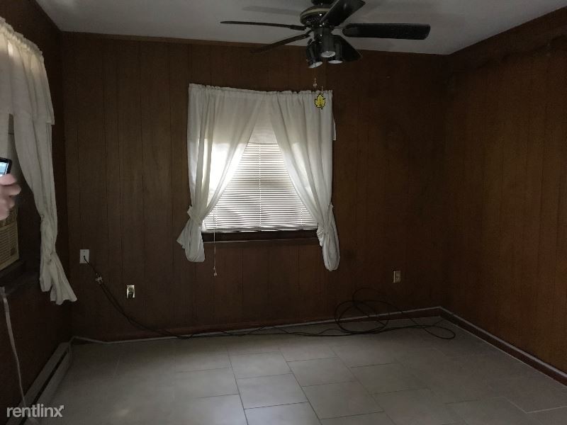 Primary Photo - 304 W Sevier Heights