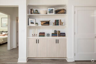 1 BR 1 BA, 819 SF - The Watts