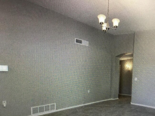 Building Photo - 5429 Roger Maris Dr