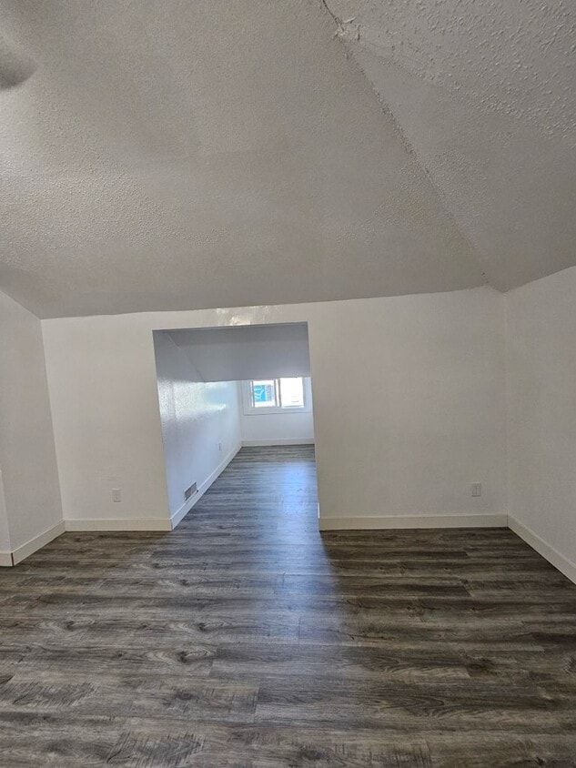 Primary Photo - 112 N 3rd St