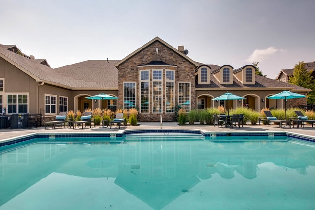 Building Photo - Grove at Cherry Creek Park