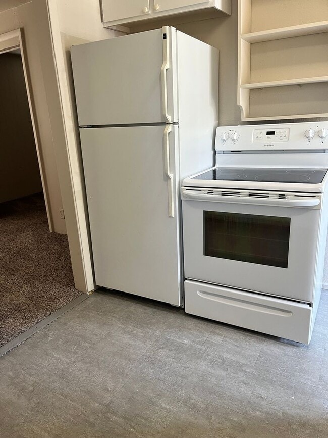 Building Photo - Charming 2-Bedroom Home Near the Heart of ...