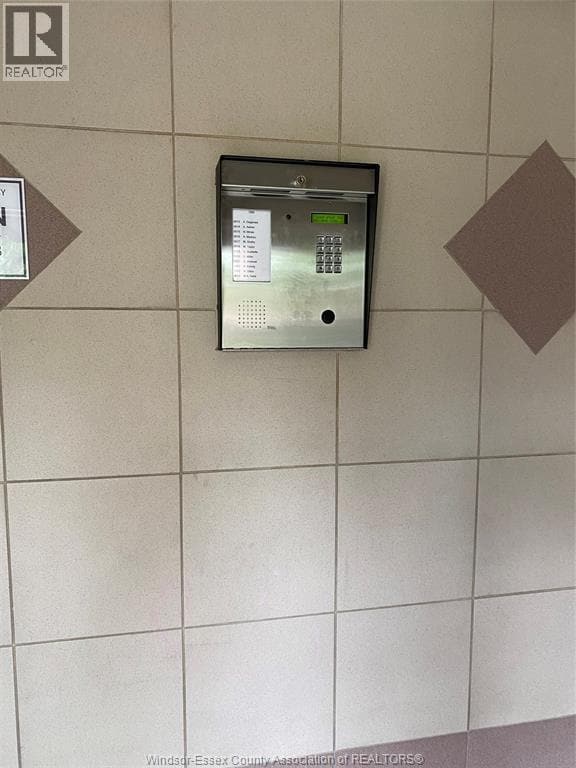 Photo du bâtiment - 1990 Columbia Ct