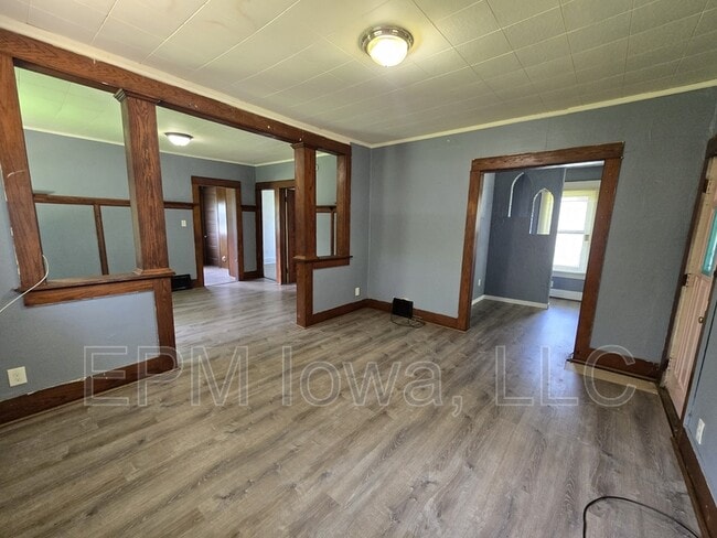 Building Photo - 406 Gable St