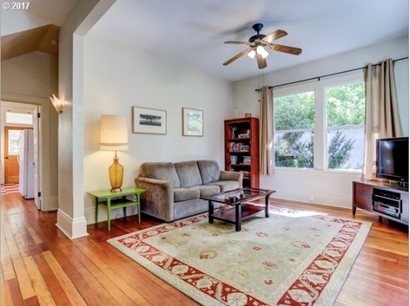 Foto del edificio - 1916 NE 9th Ave