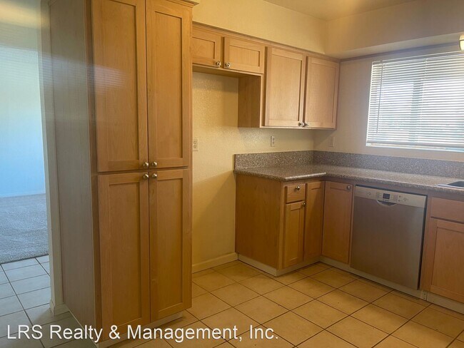 Building Photo - 3 br, 2 bath House - 6909 Cedarcrest Ave