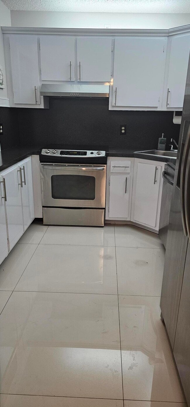 Building Photo - 4731 Sable Pine Cir