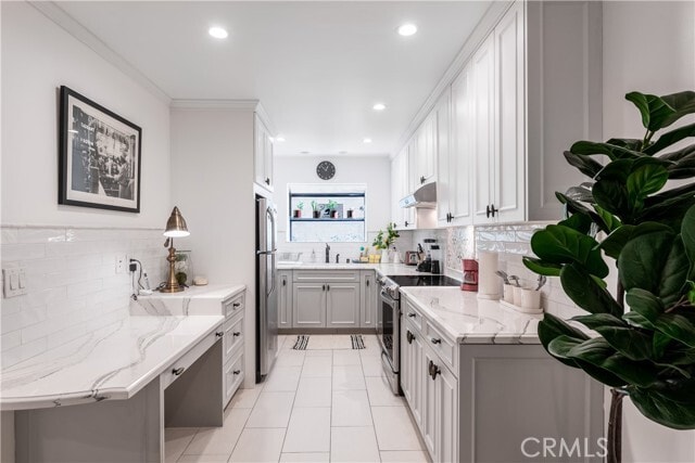 Foto principal - 1734 N Fuller Ave