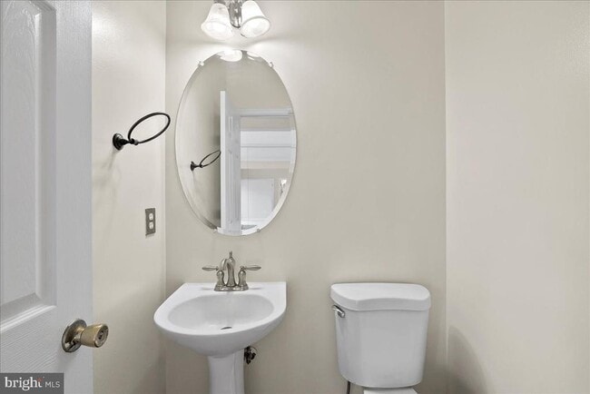 Foto del edificio - 14578 General Washington Dr