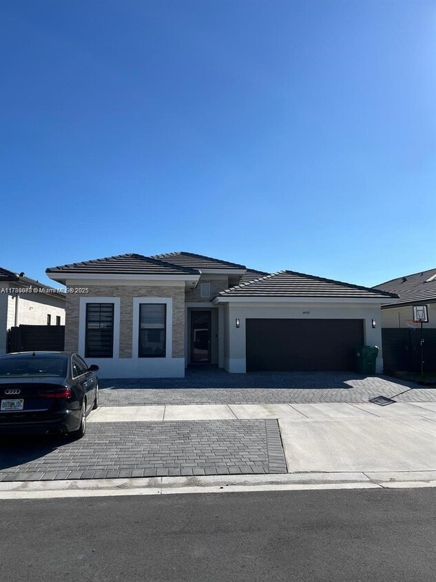 Primary Photo - 14430 SW 18th St