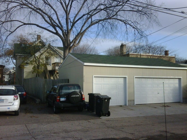 Building Photo - 3120 Fremont Ave S