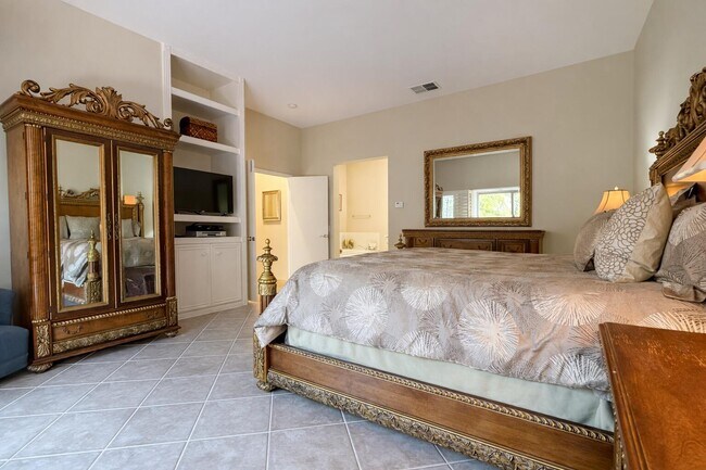 Foto del edificio - 83 N Kavenish Dr