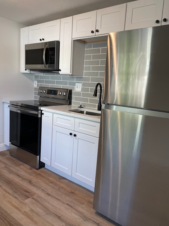 Foto del edificio - 3402 N Jefferson St