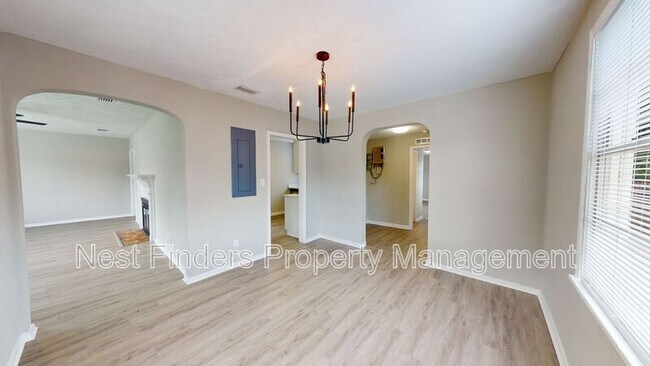 Building Photo - 1532 Parrish Pl