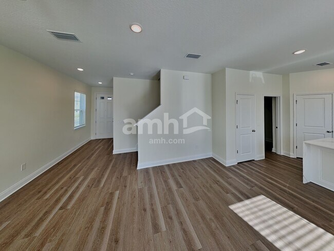 Building Photo - 5678 Oesterle Rd