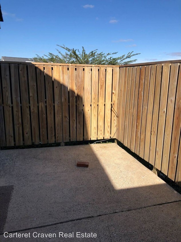 Foto del edificio - 2 br, 1 bath House - 106 - C Witten Circle