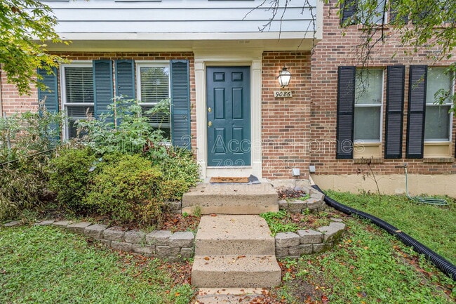 Foto del edificio - 9086 Tiffany Park Ct