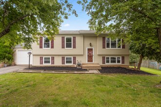 Building Photo - 13355 Jasper Ct