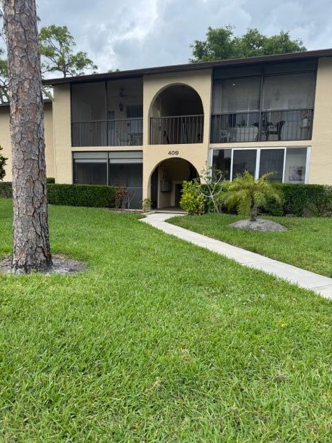 Foto del edificio - 409 Pine Glen Ln