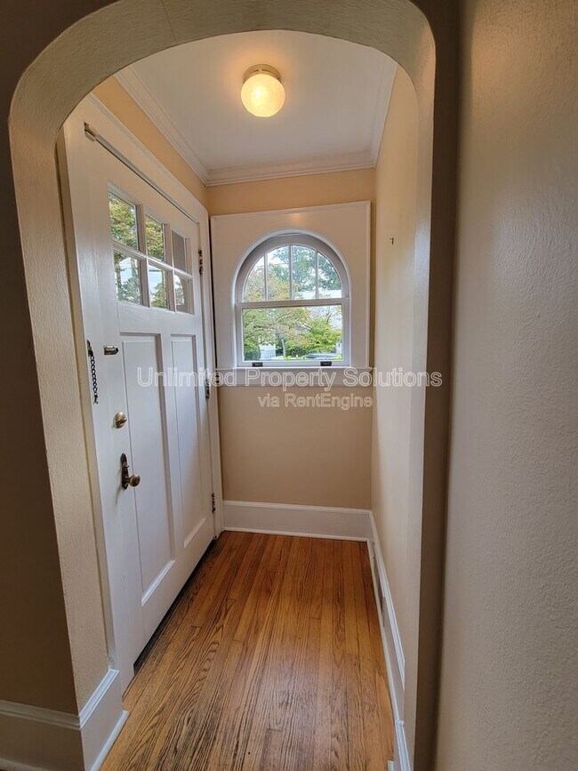 Foto del edificio - 116 Keaton Ave