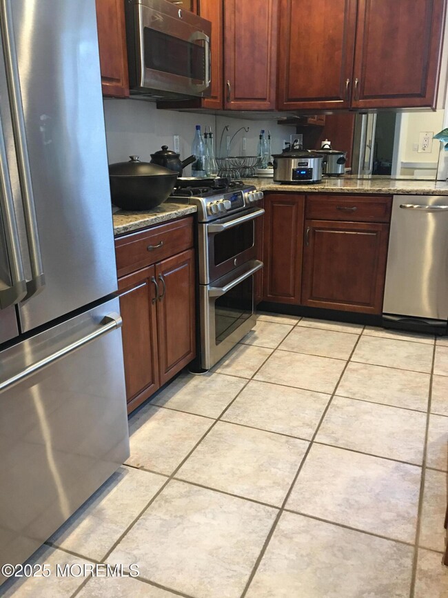 Foto del edificio - 124 Taylors Mills Rd