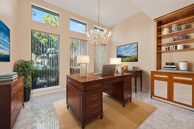 Building Photo - 1698 Creekside Dr