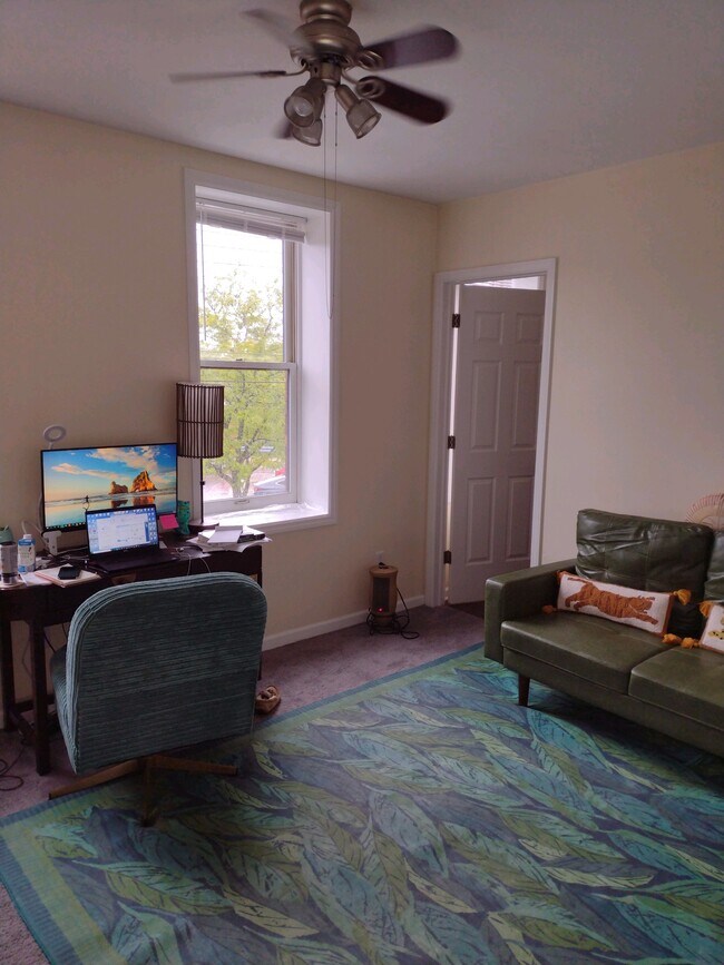 Foto del edificio - 221 Shiloh St