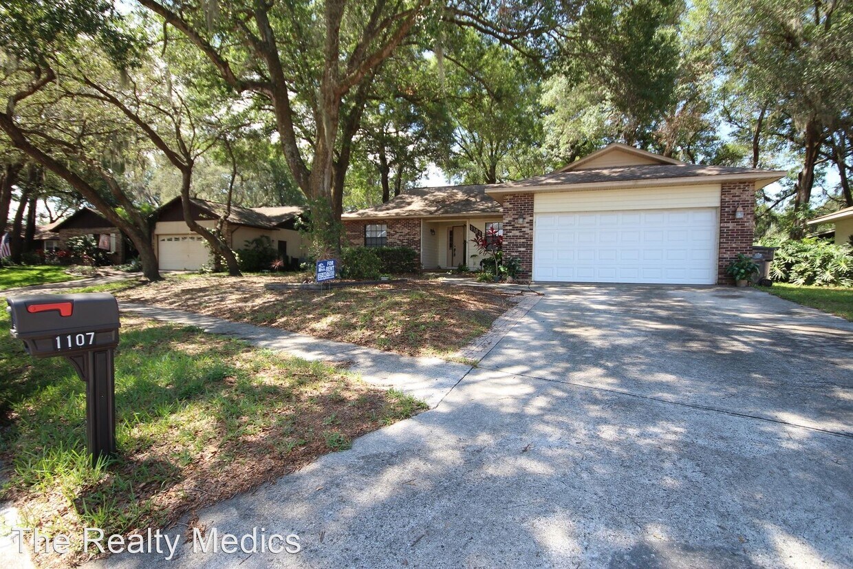 Primary Photo - 3 br, 2 bath House - 1107 Mook St
