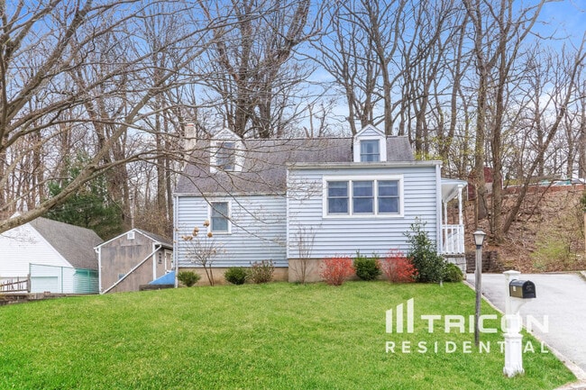 Building Photo - 34 Fahnestock Rd