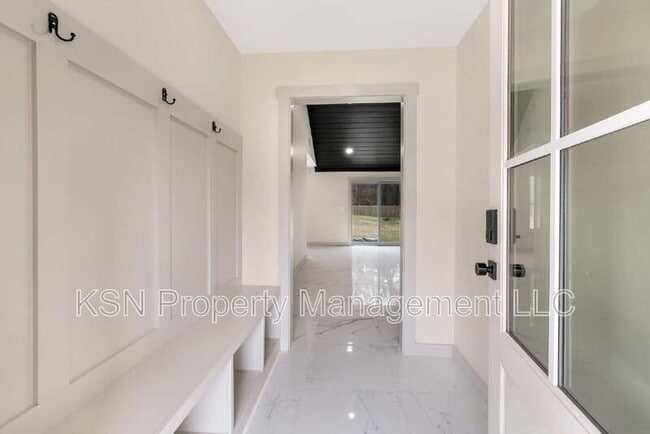 Foto del edificio - 106 Laurel Oaks