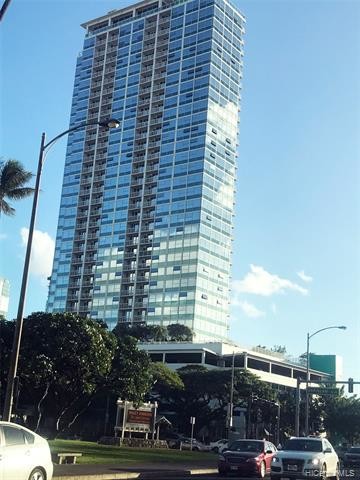 Building Photo - 909 Kapiolani Blvd