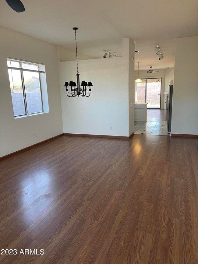 Building Photo - 4722 E Chisum Trail