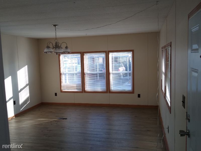 Building Photo - 2 br, 1 bath Mobile Home - 6081 Academy Dr